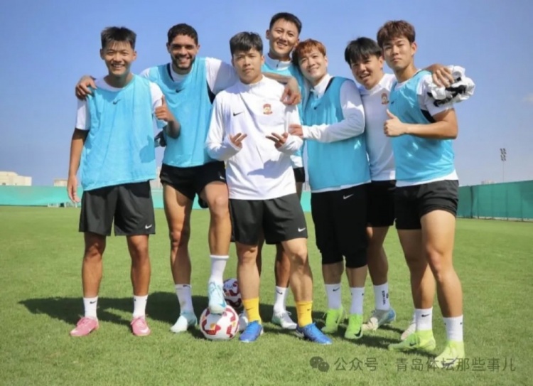 記者：劉小龍接近加盟青島西海岸，正隨隊在迪拜拉練隻差官宣