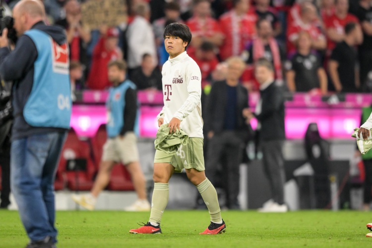 記者：拜仁20歲日本中場福井太智接近永久轉會葡超阿羅卡